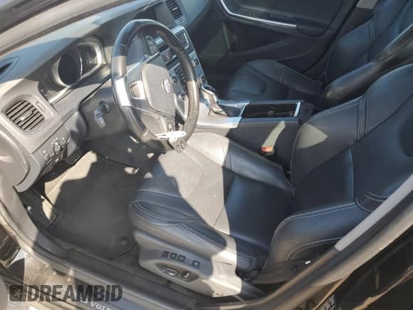 2018 Volvo S60 Dynamic с VIN YV126MFL6J2456794, выставлен на аукционе Copart как лот 66797125 с пробегом 82 191 миль миль и Списание • Salvage title. История ставок и продаж доступна на DreamBid. Изображение 7.