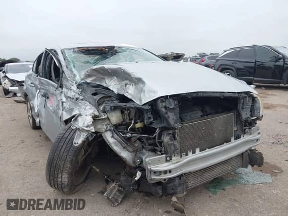 2013 Volvo S60 T5 Premier z VIN YV1612FS8D1212862, wystawiony jako IAAI lot #43112996 z przebiegiem 159 493 mil mil oraz . Historia ofert i sprzedaży dostępna na DreamBid. Obrazek 1.