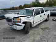2005 GMC Sierra 1500 SLT z VIN 2GTEC13T951116656, wystawiony jako Copart lot #78486304 z przebiegiem Nie podano mil oraz Szkoda całkowita • Salvage title. Historia ofert i sprzedaży dostępna na DreamBid. Obrazek 1.