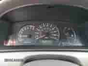 2003 Toyota Corolla LE z VIN 1NXBR32E43Z151764, wystawiony jako Copart lot #82673005 z przebiegiem 187 681 mil mil oraz Czysty tytuł • Clean title. Historia ofert i sprzedaży dostępna na DreamBid. Obrazek 9.