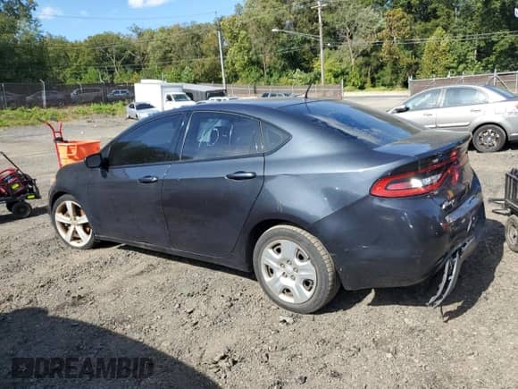 2014 Dodge Dart SE with VIN 1C3CDFAA2ED909535, listed as a Copart auction lot 85154445 with 161,657 mi miles and Salvage title. Bid and sale history available at DreamBid. Image 2.