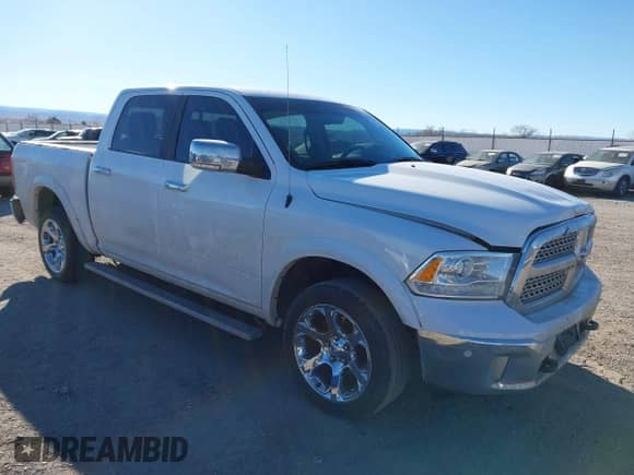 2018 Ram 1500 Laramie with VIN 1C6RR7NT5JS186138, listed as a IAAI auction lot 41387205 with 108,434 mi miles and . Bid and sale history available at DreamBid. Image 1.