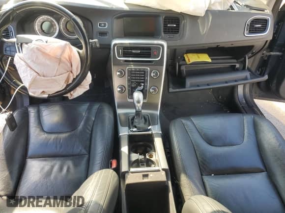 2013 Volvo S60 T5 with VIN YV1612FH8D2232219, listed as a Copart auction lot 89524775 with Not provided miles and Salvage title. Bid and sale history available at DreamBid. Image 8.