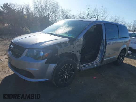 2017 Dodge Grand Caravan SE Plus with VIN 2C4RDGBG7HR632090, listed as a IAAI auction lot 41762688 with 97,230 mi miles and . Bid and sale history available at DreamBid. Image 18.