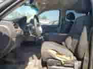 2011 Chevrolet Tahoe Commercial z VIN 1GNLC2E03BR280821, wystawiony jako Copart lot #55239215 z przebiegiem 325 861 mil mil oraz Szkoda całkowita • Salvage title. Historia ofert i sprzedaży dostępna na DreamBid. Obrazek 7.