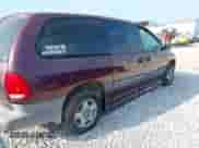 1999 Dodge Caravan SE z VIN 1B4GP44G7XB599127, wystawiony jako IAAI lot #43212548 z przebiegiem Nie podano mil oraz . Historia ofert i sprzedaży dostępna na DreamBid. Obrazek 4.