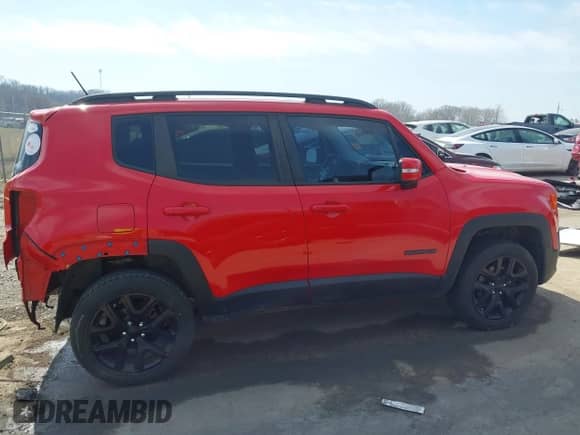 2017 Jeep Renegade Altitude z VIN ZACCJBBB2HPE76759, wystawiony jako IAAI lot #41773402 z przebiegiem 134 468 mil mil oraz . Historia ofert i sprzedaży dostępna na DreamBid. Obrazek 14.