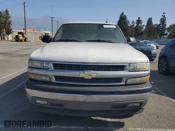 2005 Chevrolet Tahoe LT with VIN 1GNEC13T35R246267, listed as a Copart auction lot 61795155 with 209,226 mi miles and Clean title. Bid and sale history available at DreamBid. Image 5.