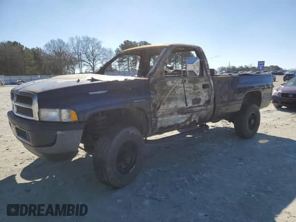 1994 Dodge 2500 с VIN 1B7KF26C9RS523846, выставлен на аукционе Copart как лот 89137995 с пробегом Не указан миль и На запчасти • Non repairable. История ставок и продаж доступна на DreamBid. Изображение 1.