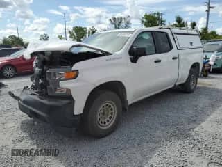 2020 Chevrolet Silverado 1500 Work Truck z VIN 1GCRWAEH8LZ204538, wystawiony jako Copart lot #60194715 z przebiegiem 111 105 mil mil oraz Nie do naprawy • Non repairable. Historia ofert i sprzedaży dostępna na DreamBid. Obrazek 1.