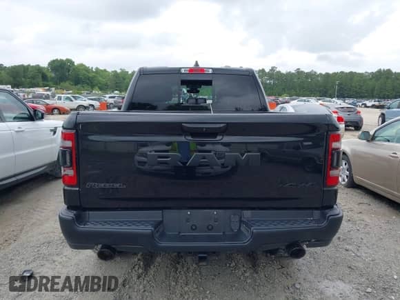 2020 Ram 1500 Rebel z VIN 1C6SRFLT7LN196248, wystawiony jako IAAI lot #42221745 z przebiegiem 40 860 mil mil oraz . Historia ofert i sprzedaży dostępna na DreamBid. Obrazek 16.