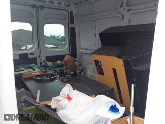 2020 Ram ProMaster Cargo с VIN 3C6TRVBG0LE104789, выставлен на аукционе IAAI как лот 42726536 с пробегом 200 516 миль миль и . История ставок и продаж доступна на DreamBid. Изображение 8.