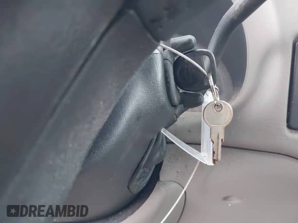 2001 Chevrolet S-10 LS с VIN 1GCCS195718153666, выставлен на аукционе IAAI как лот 42822619 с пробегом 200 677 миль миль и . История ставок и продаж доступна на DreamBid. Изображение 11.