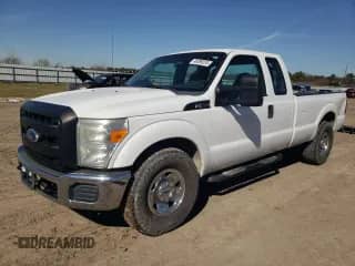 2011 Ford F-250 XL с VIN 1FT7X2A66BEC37719, выставлен на аукционе Copart как лот 46399235 с пробегом 243 220 миль миль и Списание • Salvage title. История ставок и продаж доступна на DreamBid. Изображение 1.