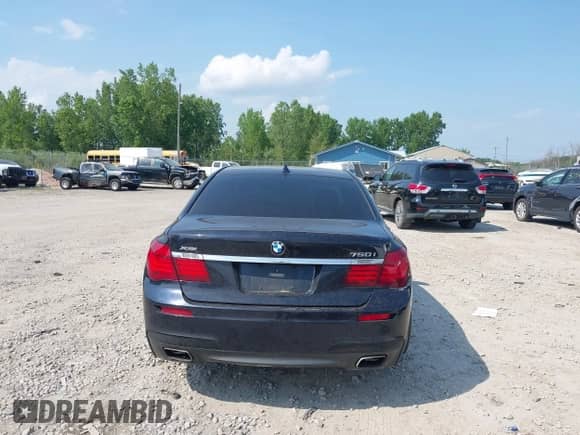 2013 BMW 7 Series 750i xDrive with VIN WBAYB6C52DD224034, listed as a IAAI auction lot 42908453 with 161,995 mi miles and . Bid and sale history available at DreamBid. Image 16.