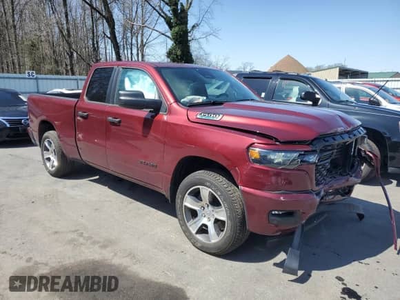 2025 Ram 1500 Tradesman z VIN 1C6RRFCG0SN554757, wystawiony jako Copart lot #51155325 z przebiegiem 12 045 mil mil oraz Szkoda całkowita • Salvage title. Historia ofert i sprzedaży dostępna na DreamBid. Obrazek 4.