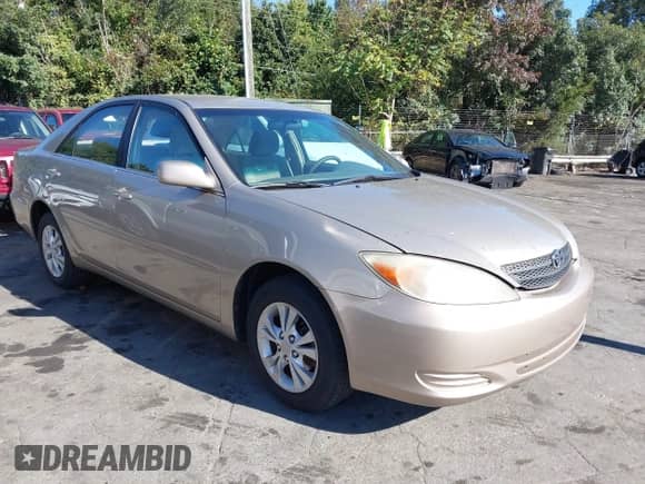 2004 Toyota Camry LE с VIN 4T1BF32K24U585097, выставлен на аукционе IAAI как лот 43463173 с пробегом 141 378 миль миль и . История ставок и продаж доступна на DreamBid. Изображение 1.