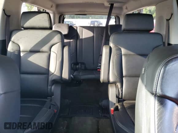 2015 Chevrolet Suburban LT с VIN 1GNSCJKC7FR163625, выставлен на аукционе Copart как лот 63949863 с пробегом 117 448 миль миль и . История ставок и продаж доступна на DreamBid. Изображение 10.