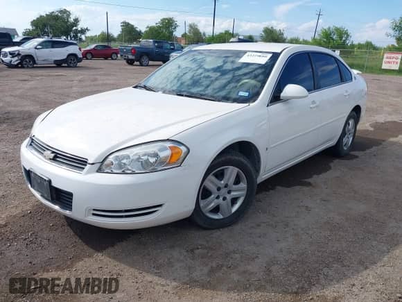 2007 Chevrolet Impala LS with VIN 2G1WB58K579221478, listed as a IAAI auction lot 43229680 with 188,272 mi miles and . Bid and sale history available at DreamBid. Image 18.