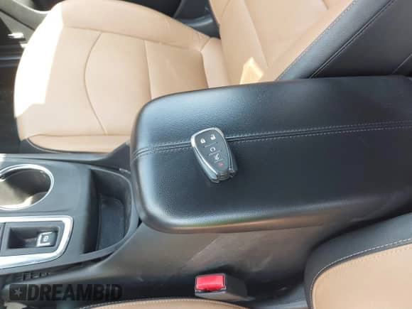 2021 Chevrolet Equinox Premier with VIN 3GNAXNEV2MS147136, listed as a IAAI auction lot 42929222 with 61,778 mi miles and . Bid and sale history available at DreamBid. Image 11.