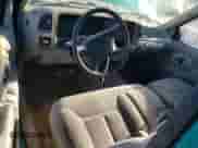 1995 Chevrolet Silverado 2500 с VIN 1GCFK29K7SE129038, выставлен на аукционе Copart как лот 77554234 с пробегом 194 071 миль миль и Списание • Salvage title. История ставок и продаж доступна на DreamBid. Изображение 8.