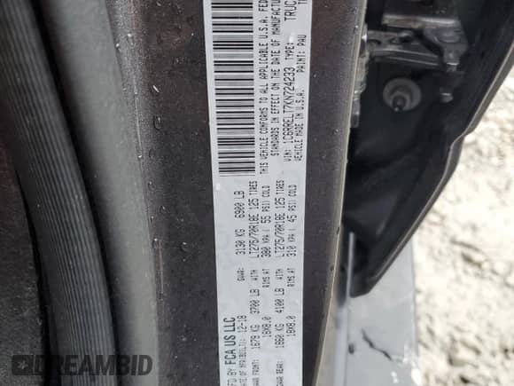 2019 Ram 1500 Rebel z VIN 1C6RRELT7KN724233, wystawiony jako Copart lot #86823514 z przebiegiem 96 464 mil mil oraz Czysty tytuł • Clean title. Historia ofert i sprzedaży dostępna na DreamBid. Obrazek 12.