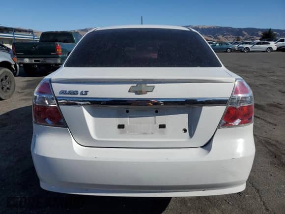 2009 Chevrolet Aveo LS z VIN KL1TD56E59B624886, wystawiony jako Copart lot #81379544 z przebiegiem Nie podano mil oraz Szkoda całkowita • Salvage title. Historia ofert i sprzedaży dostępna na DreamBid. Obrazek 6.