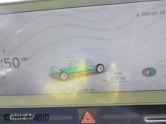 2024 Hyundai Ioniq 5 SE z VIN KM8KMDDF1RU328936, wystawiony jako IAAI lot #41983318 z przebiegiem 16 900 mil mil oraz . Historia ofert i sprzedaży dostępna na DreamBid. Obrazek 17.