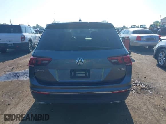 2021 Volkswagen Tiguan SE с VIN 3VV2B7AX1MM090464, выставлен на аукционе IAAI как лот 42697390 с пробегом 59 605 миль миль и . История ставок и продаж доступна на DreamBid. Изображение 16.