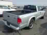 2002 Dodge Dakota с VIN 1B7GL32Z72S508184, выставлен на аукционе IAAI как лот 41478558 с пробегом 110 796 миль миль и . История ставок и продаж доступна на DreamBid. Изображение 4.