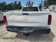 2020 Ram 1500 Tradesman z VIN 3C6JR6DG2LG290088, wystawiony jako Copart lot #80690395 z przebiegiem 155 846 mil mil oraz Czysty tytuł • Clean title. Historia ofert i sprzedaży dostępna na DreamBid. Obrazek 6.