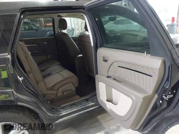 2010 Dodge Journey R/T z VIN 3D4PG6FV1AT120977, wystawiony jako IAAI lot #42668681 z przebiegiem 199 551 mil mil oraz . Historia ofert i sprzedaży dostępna na DreamBid. Obrazek 8.