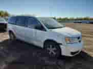 2010 Dodge Grand Caravan SE z VIN 2D4RN4DE4AR343216, wystawiony jako Copart lot #85478925 z przebiegiem 161 181 mil mil oraz Czysty tytuł • Clean title. Historia ofert i sprzedaży dostępna na DreamBid. Obrazek 4.