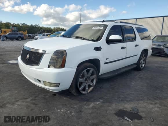 2007 Cadillac Escalade ESV with VIN 1GYFK66847R245078, listed as a Copart auction lot 90401755 with 167,590 mi miles and Clean title. Bid and sale history available at DreamBid. Image 1.