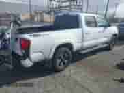 2018 Toyota Tacoma SR5 с VIN 3TMBZ5DN7JM016650, выставлен на аукционе IAAI как лот 41903835 с пробегом 105 123 миль миль и . История ставок и продаж доступна на DreamBid. Изображение 4.