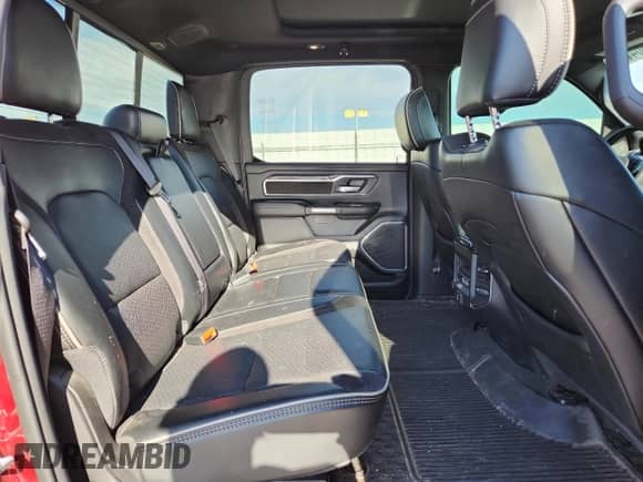 2022 Ram 1500 Laramie z VIN 1C6SRFJT3NN353666, wystawiony jako Copart lot #80904315 z przebiegiem 64 348 mil mil oraz Szkoda całkowita • Salvage title. Historia ofert i sprzedaży dostępna na DreamBid. Obrazek 10.