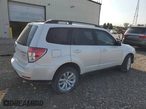 2012 Subaru Forester X Limited z VIN JF2SHBEC2CH411665, wystawiony jako Copart lot #71602505 z przebiegiem 158 584 mil mil oraz Szkoda całkowita • Salvage title. Historia ofert i sprzedaży dostępna na DreamBid. Obrazek 3.