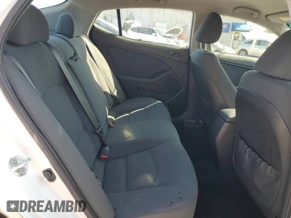 2015 Kia Optima LX z VIN 5XXGM4A73FG436046, wystawiony jako Copart lot #84183685 z przebiegiem 22 621 mil mil oraz Nie do naprawy • Non repairable. Historia ofert i sprzedaży dostępna na DreamBid. Obrazek 10.