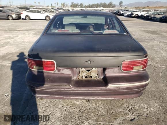 1996 Chevrolet Caprice 1SA Special Value с VIN 1G1BL52P1TR153051, выставлен на аукционе Copart как лот 77453244 с пробегом Не указан миль и Чистый • Clean title. История ставок и продаж доступна на DreamBid. Изображение 6.
