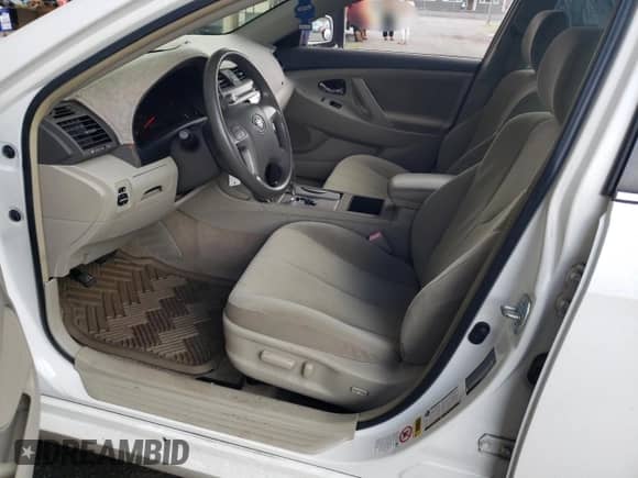 2008 Toyota Camry LE с VIN JTNBK46K983031675, выставлен на аукционе Copart как лот 61878635 с пробегом 116 348 миль миль и Списание • Salvage title. История ставок и продаж доступна на DreamBid. Изображение 7.