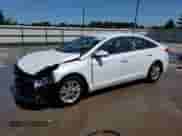 2017 Hyundai Sonata 2.4L z VIN 5NPE24AF3HH582491, wystawiony jako Copart lot #80352545 z przebiegiem 91 624 mil mil oraz Szkoda całkowita • Salvage title. Historia ofert i sprzedaży dostępna na DreamBid. Obrazek 1.