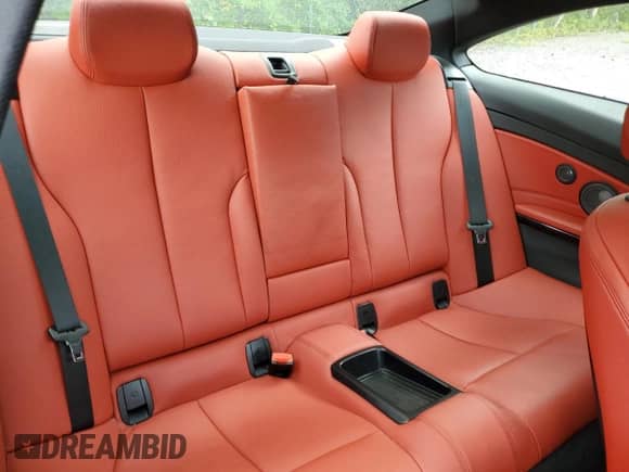 2015 BMW 4 Series 435i xDrive с VIN WBA3R5C50FK371578, выставлен на аукционе Copart как лот 68515125 с пробегом 115 439 миль миль и Списание • Salvage title. История ставок и продаж доступна на DreamBid. Изображение 10.