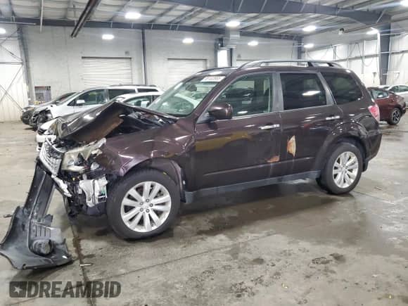 2013 Subaru Forester X Premium z VIN JF2SHADC5DH433608, wystawiony jako Copart lot #66102865 z przebiegiem 151 333 mil mil oraz Szkoda całkowita • Salvage title. Historia ofert i sprzedaży dostępna na DreamBid. Obrazek 1.