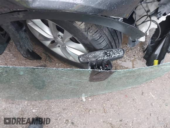 2020 Chevrolet Malibu LT with VIN 1G1ZD5ST7LF109422, listed as a IAAI auction lot 43273856 with 77,682 mi miles and . Bid and sale history available at DreamBid. Image 12.