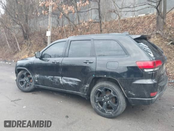 2019 Jeep Grand Cherokee Altitude with VIN 1C4RJFAG7KC843150, listed as a IAAI auction lot 41463925 with 85,332 mi miles and . Bid and sale history available at DreamBid. Image 15.