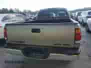 2004 Toyota Tundra SR5 z VIN 5TBBT44184S439680, wystawiony jako Copart lot #69971965 z przebiegiem 219 367 mil mil oraz Czysty tytuł • Clean title. Historia ofert i sprzedaży dostępna na DreamBid. Obrazek 6.