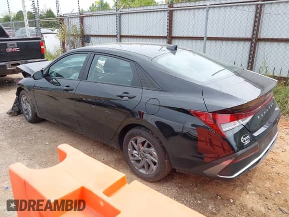 2024 Hyundai Elantra SEL с VIN KMHLM4DG6RU810475, выставлен на аукционе IAAI как лот 43134051 с пробегом 15 444 миль миль и . История ставок и продаж доступна на DreamBid. Изображение 14.