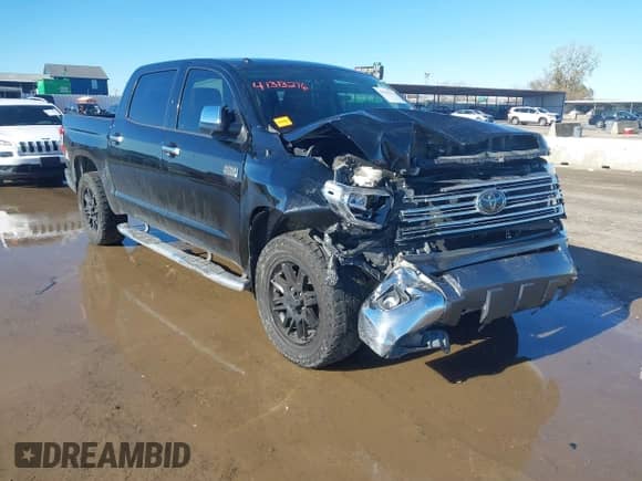 2019 Toyota Tundra SR5 с VIN 5TFAY5F1XKX788189, выставлен на аукционе IAAI как лот 41313276 с пробегом 109 288 миль миль и . История ставок и продаж доступна на DreamBid. Изображение 1.