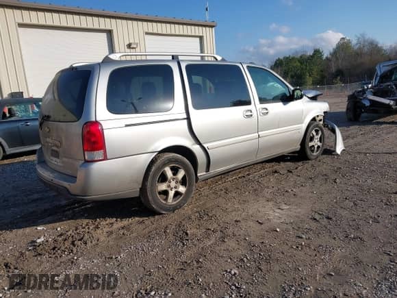 2006 Chevrolet Uplander 1LT with VIN 1GNDV33L16D133241, listed as a IAAI auction lot 41420633 with 291,342 mi miles and . Bid and sale history available at DreamBid. Image 4.