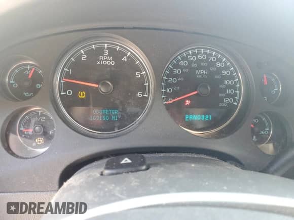 2008 Chevrolet Suburban LTZ with VIN 1GNFK16348R243935, listed as a Copart auction lot 67077785 with 169,190 mi miles and Clean title. Bid and sale history available at DreamBid. Image 9.